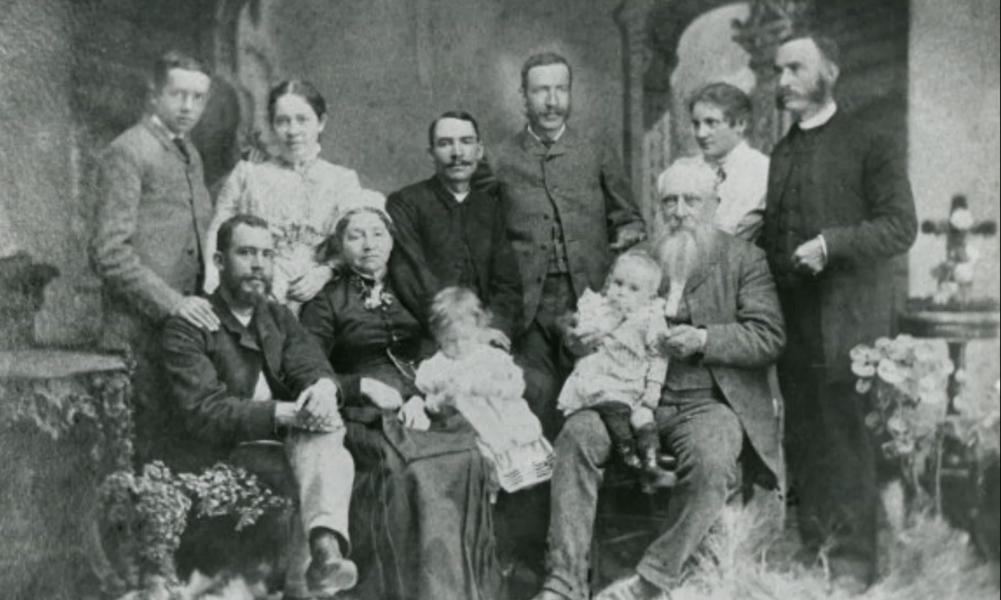 family photo early 1900s.